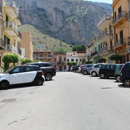 Sicilia D'amare 카파치